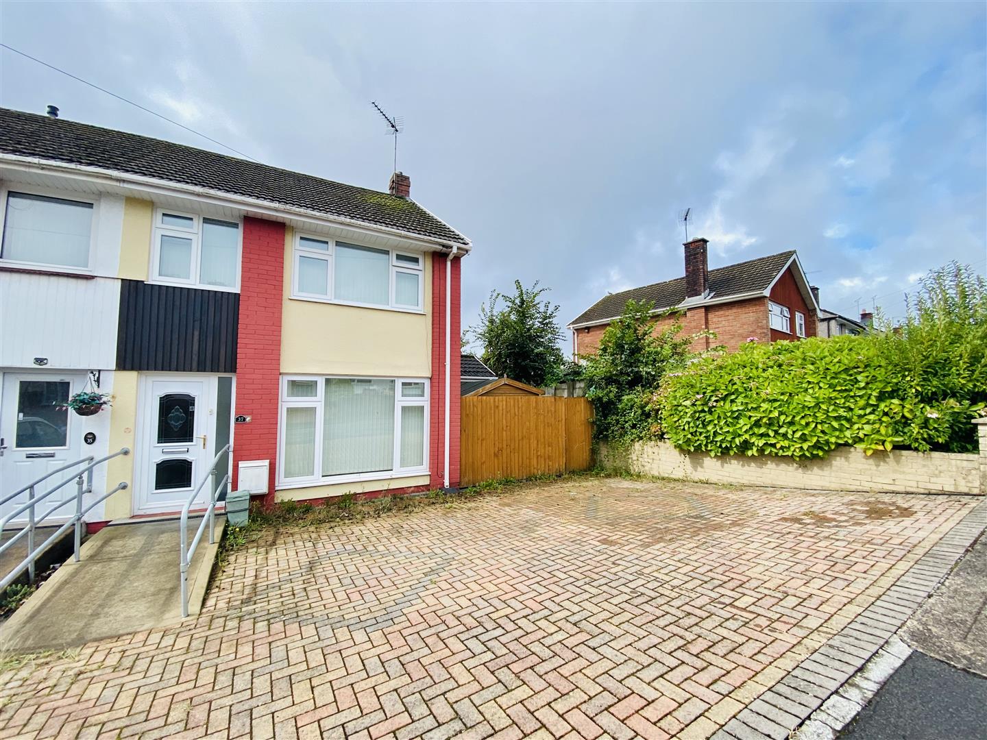 Ash Grove, Killay, Swansea, £220,000 Dawsons Property